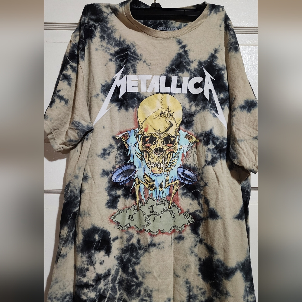 Metallica Tie-Dye Graphic Tee